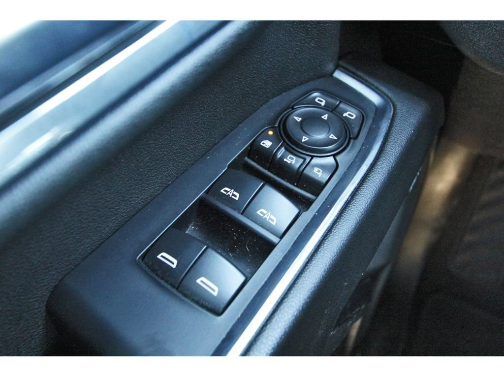 Used 2024 Chevrolet Silverado 2500 High Country w/ Technology Package AWD/4WD image 22