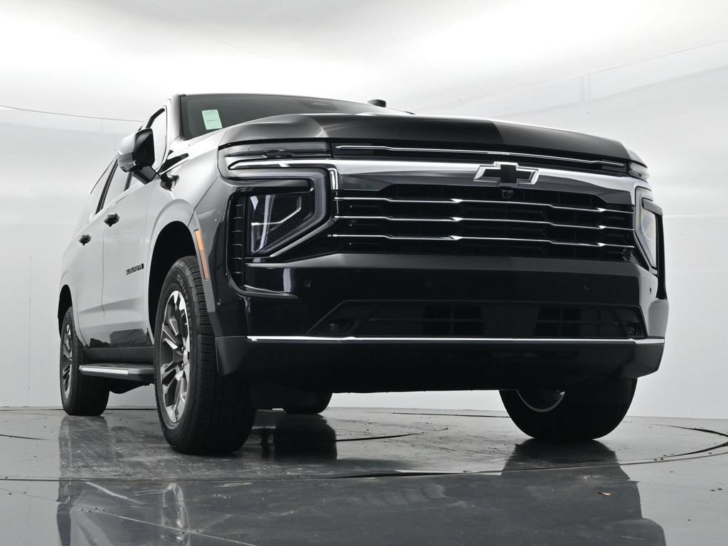New 2026 Chevrolet Suburban LT w/ Comfort Package RWD image 28