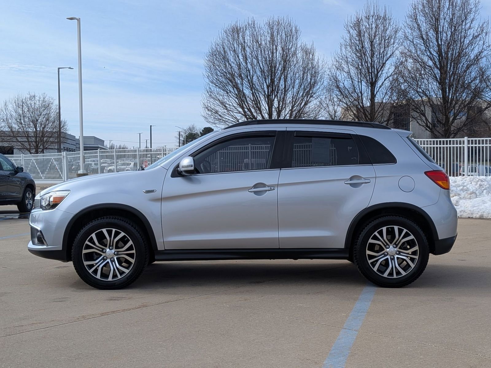 Used 2016 Mitsubishi Outlander Sport SEL image 9