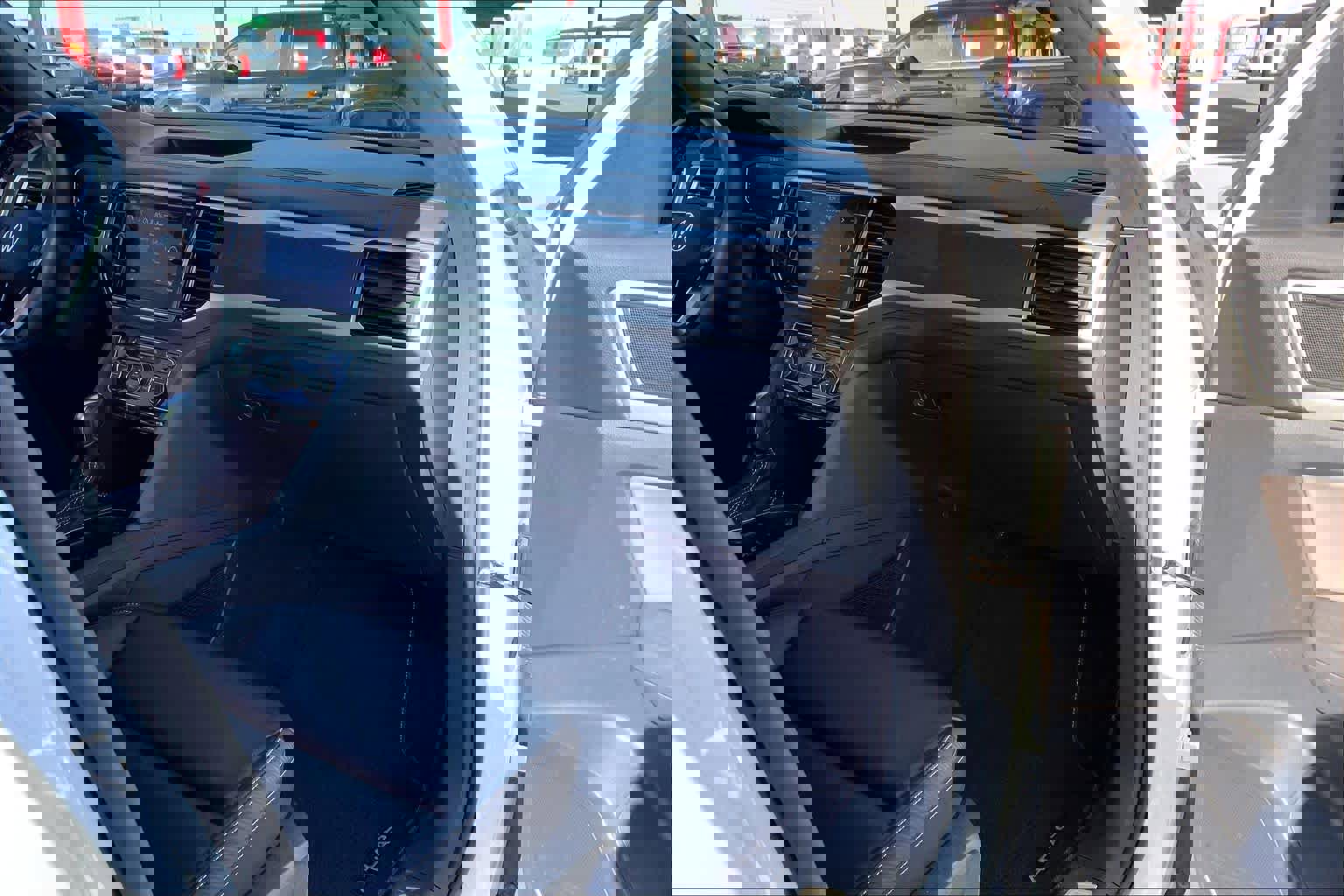 Used 2021 Volkswagen Atlas Cross Sport SEL image 19