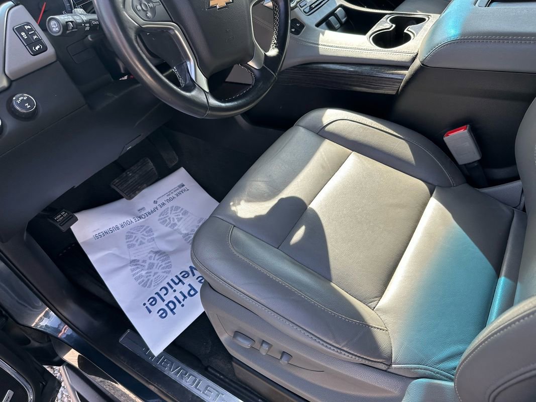 Used 2019 Chevrolet Suburban LT image 38