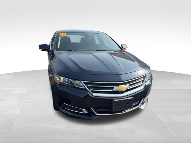 Used 2016 Chevrolet Impala LT FWD image 3