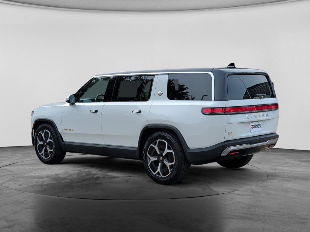 Used 2024 Rivian R1S Adventure Quad AWD/4WD image 5