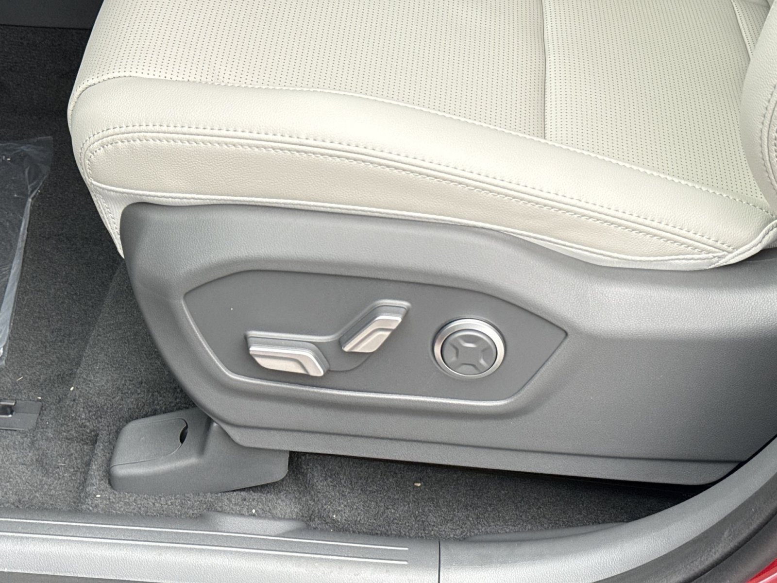 New 2027 Hyundai Santa Fe Limited AWD/4WD image 14