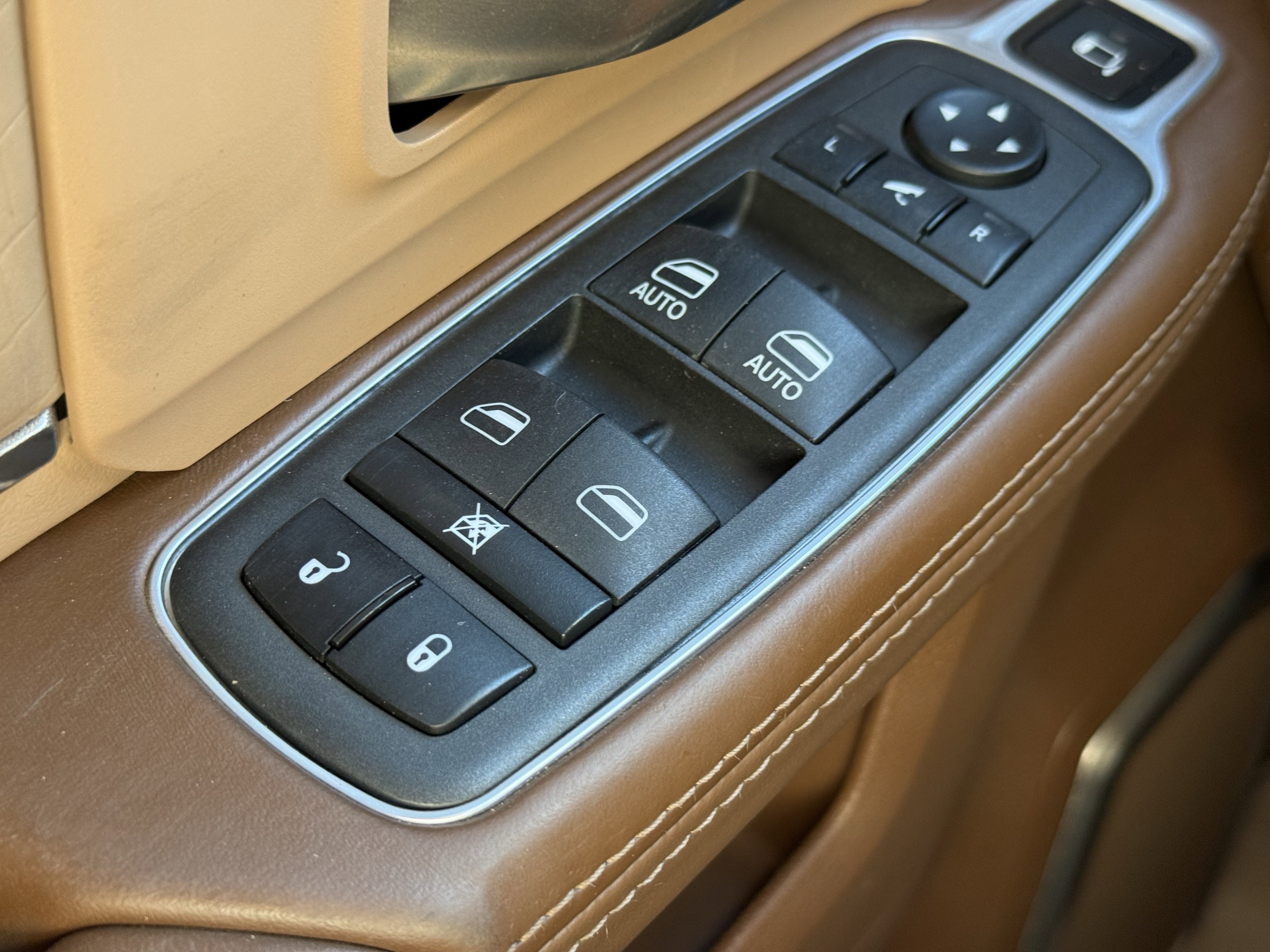 Used 2022 RAM 3500 Limited image 26