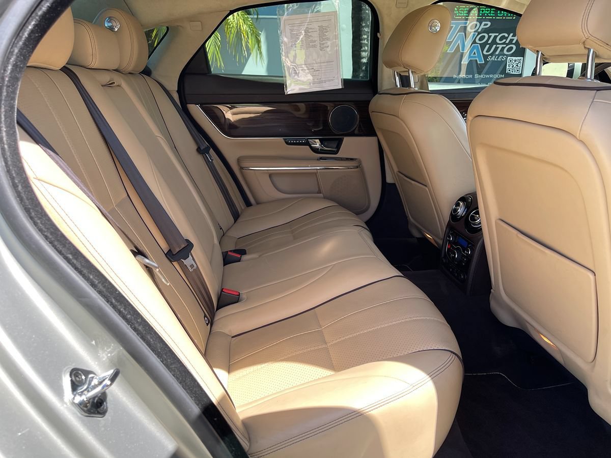 Used 2012 Jaguar XJ RWD image 24