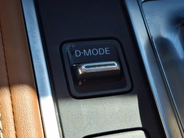 Used 2023 INFINITI QX60 Sensory AWD/4WD image 26