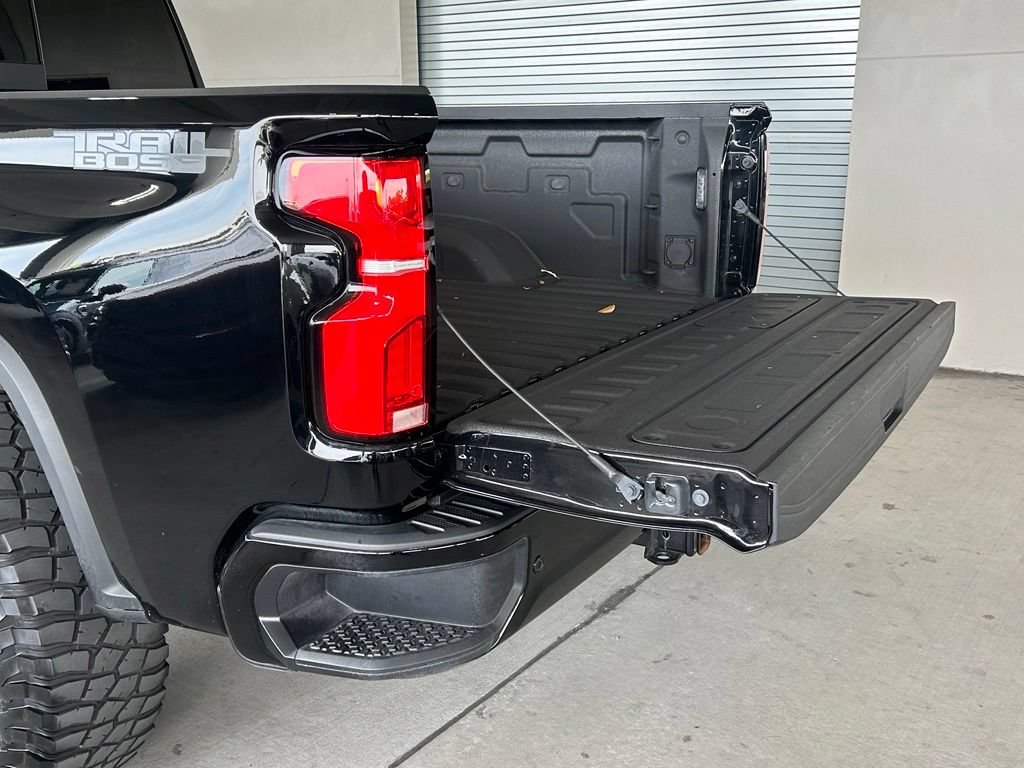 Used 2025 Chevrolet Silverado 2500 LTZ w/ Trail Boss Package AWD/4WD image 45