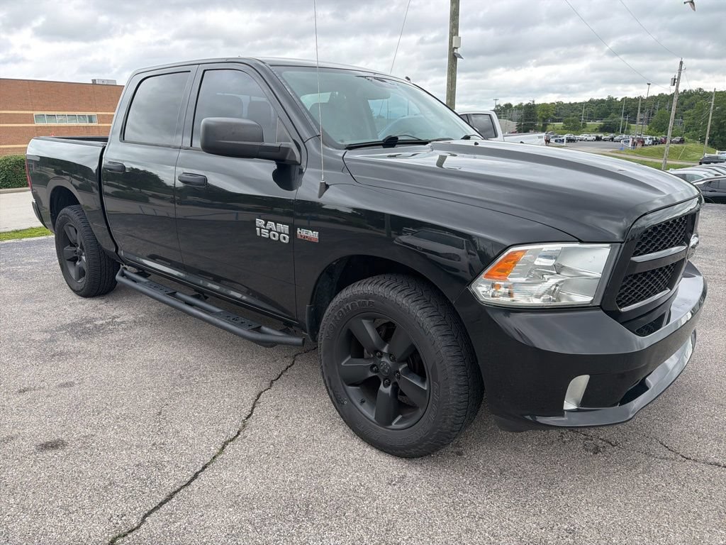 Used 2017 RAM 1500 Express AWD/4WD image 2