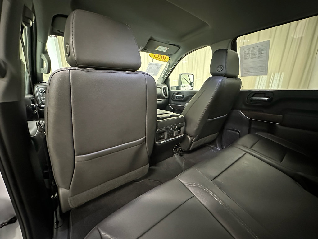 Used 2023 GMC Sierra 3500 SLT w/ SLT Convenience Package image 26