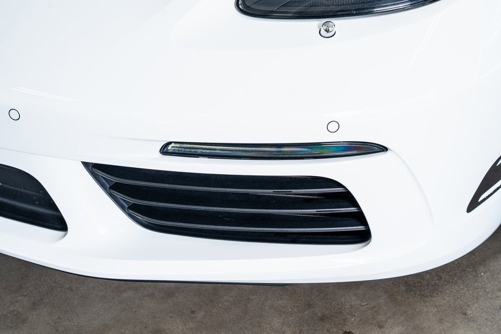 Used 2019 Porsche 718 Boxster image 16