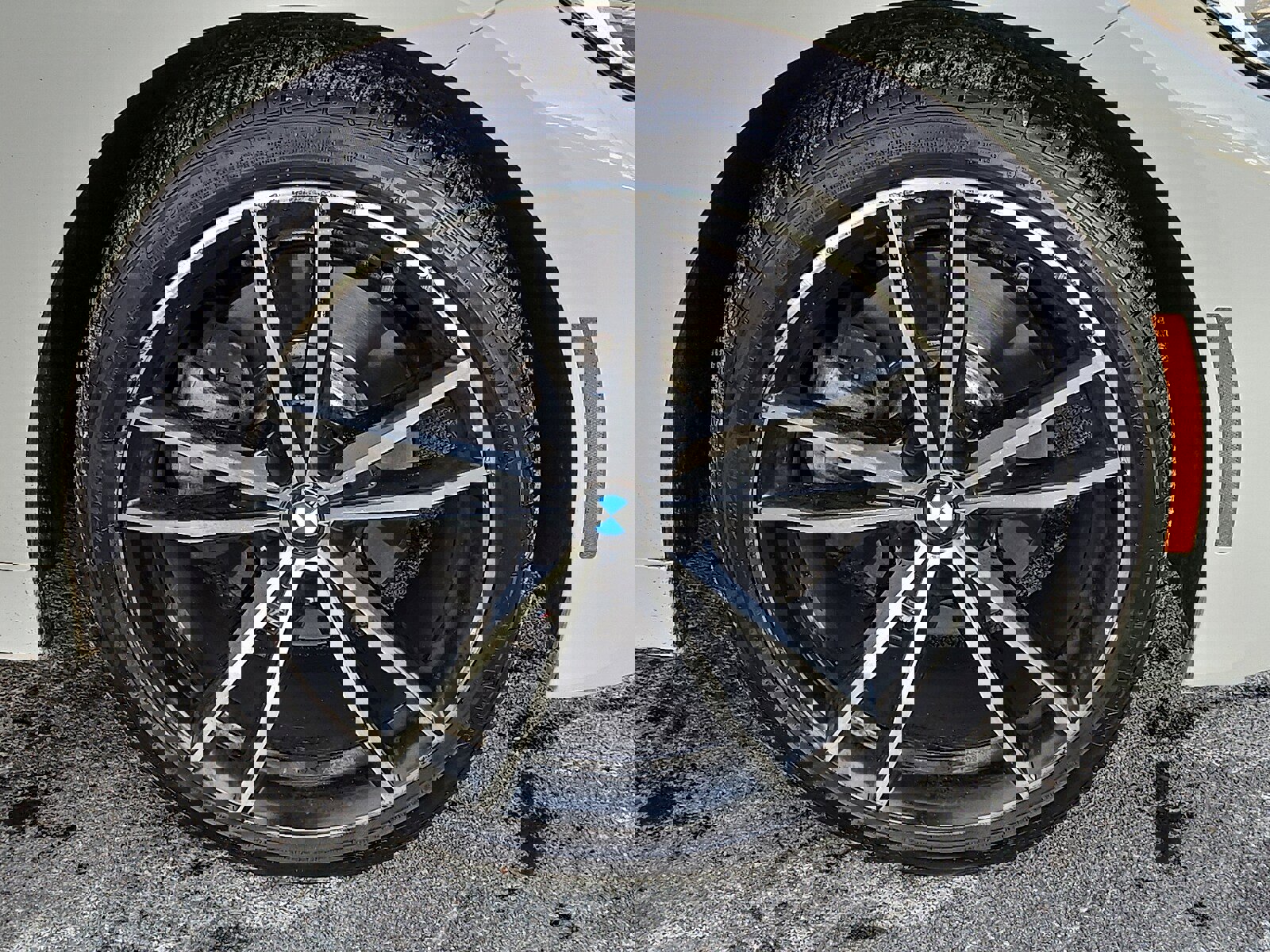 Used 2021 BMW 330i xDrive Sedan w/ M Sport Package image 8