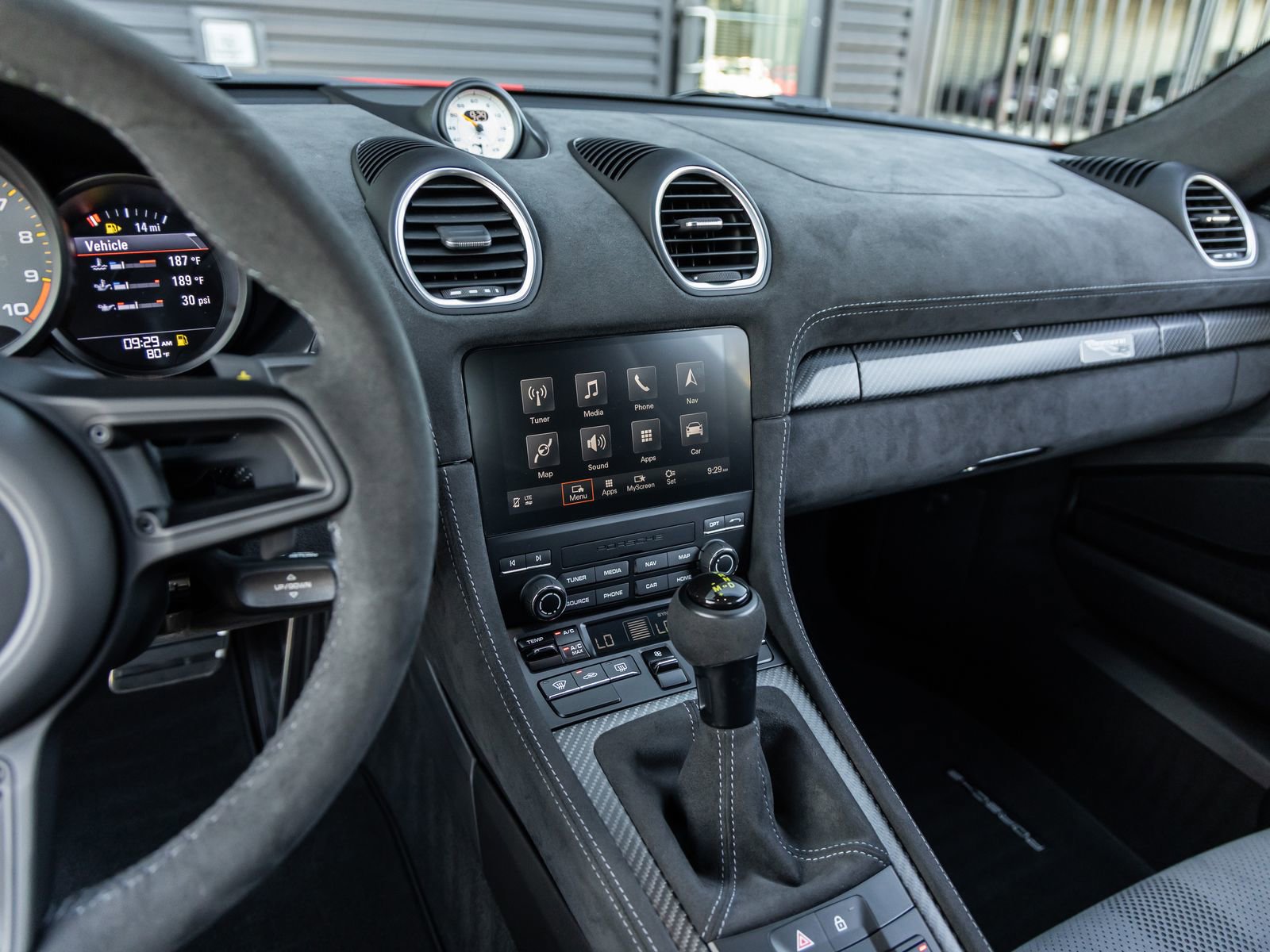 Certified 2025 Porsche 718 Cayman GT4 RS image 42