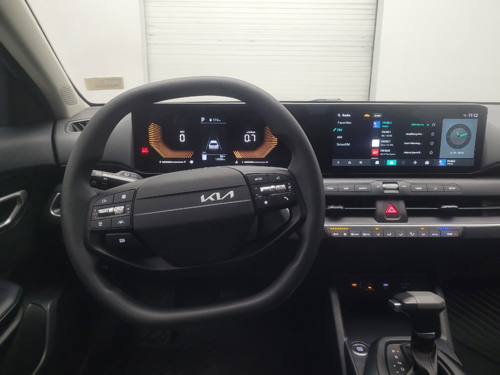 Used 2025 Kia K4 FWD image 22