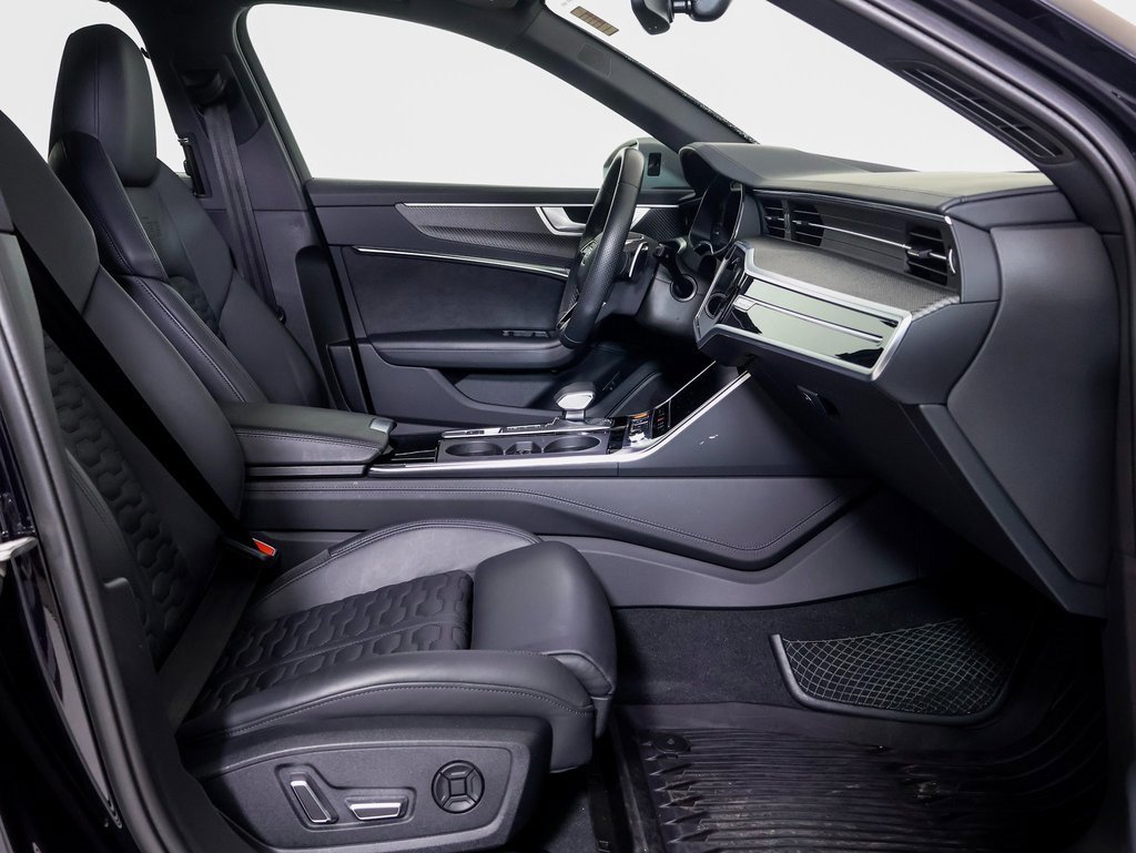 Used 2024 Audi RS 6 performance w/ Executive Package image 8