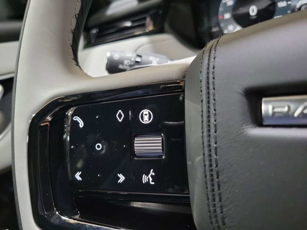 New 2026 Land Rover Range Rover Velar Dynamic SE image 15