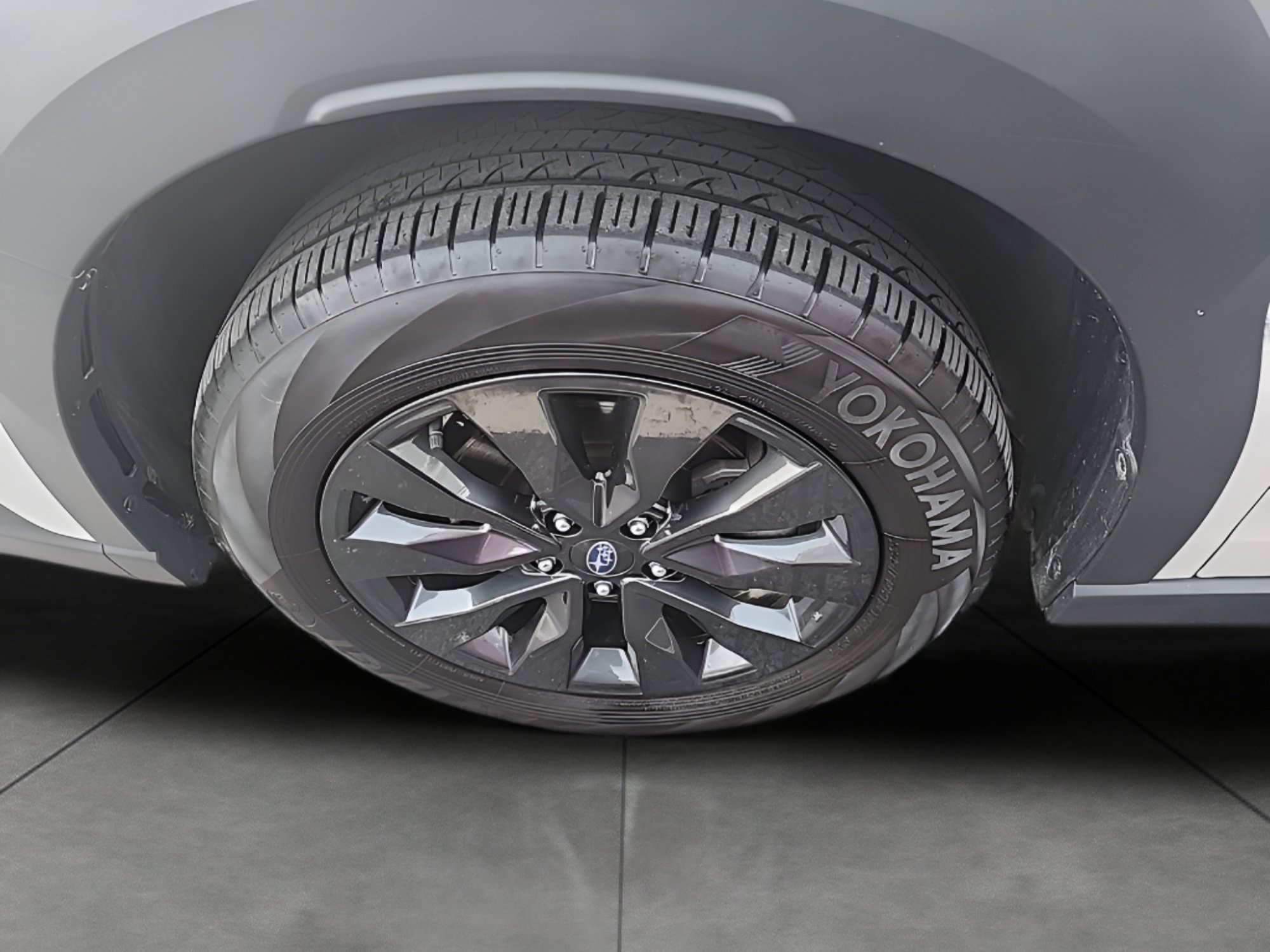 Used 2025 Subaru Outback Onyx Edition image 11