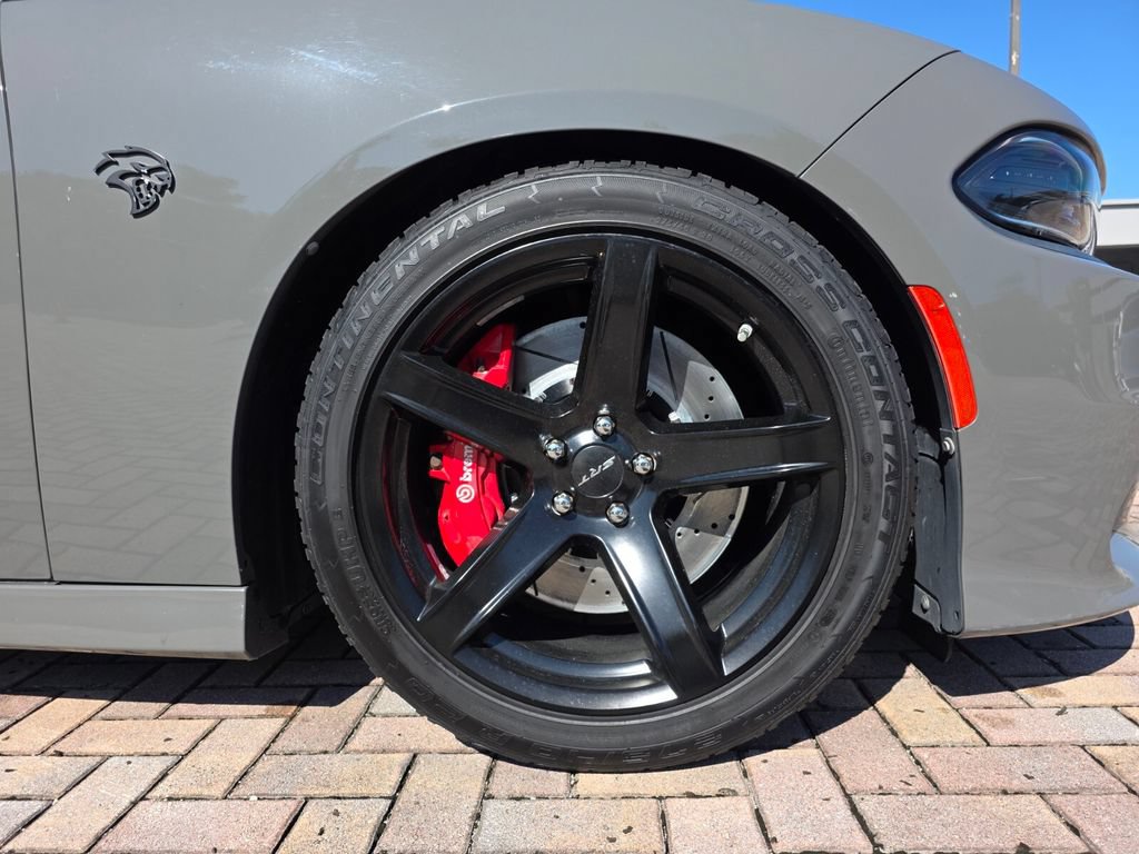 Used 2017 Dodge Charger SRT Hellcat w/ Harman/Kardon Audio Group RWD image 19