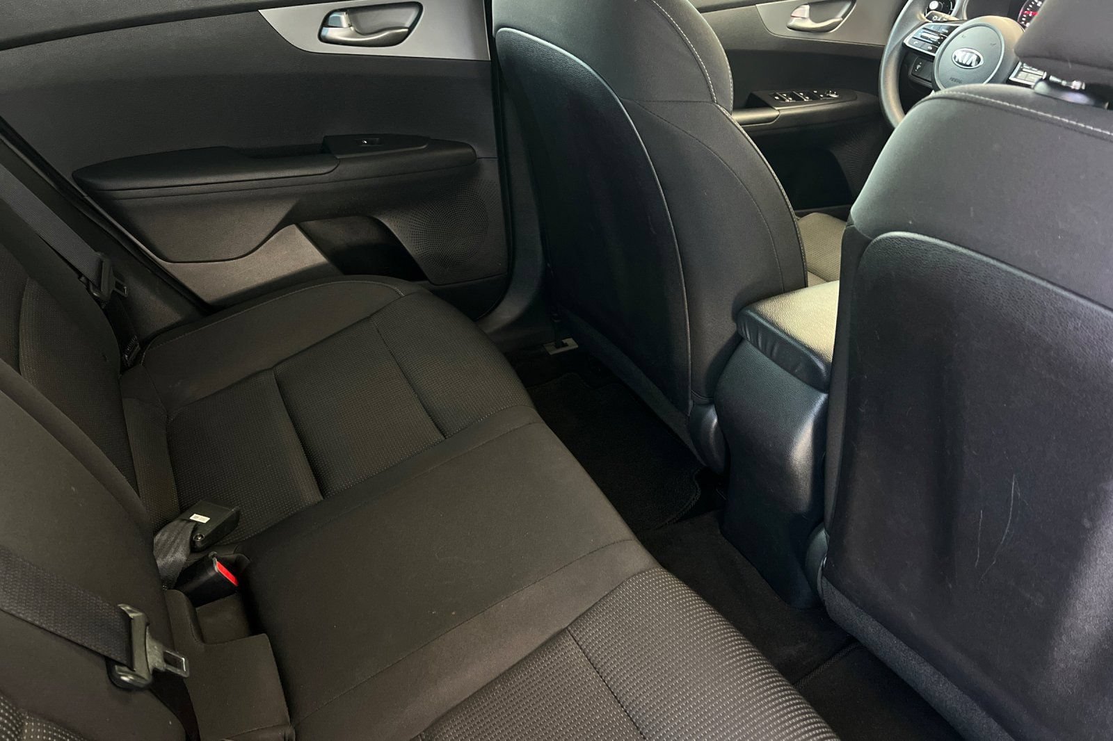Used 2021 Kia Forte LXS FWD image 18