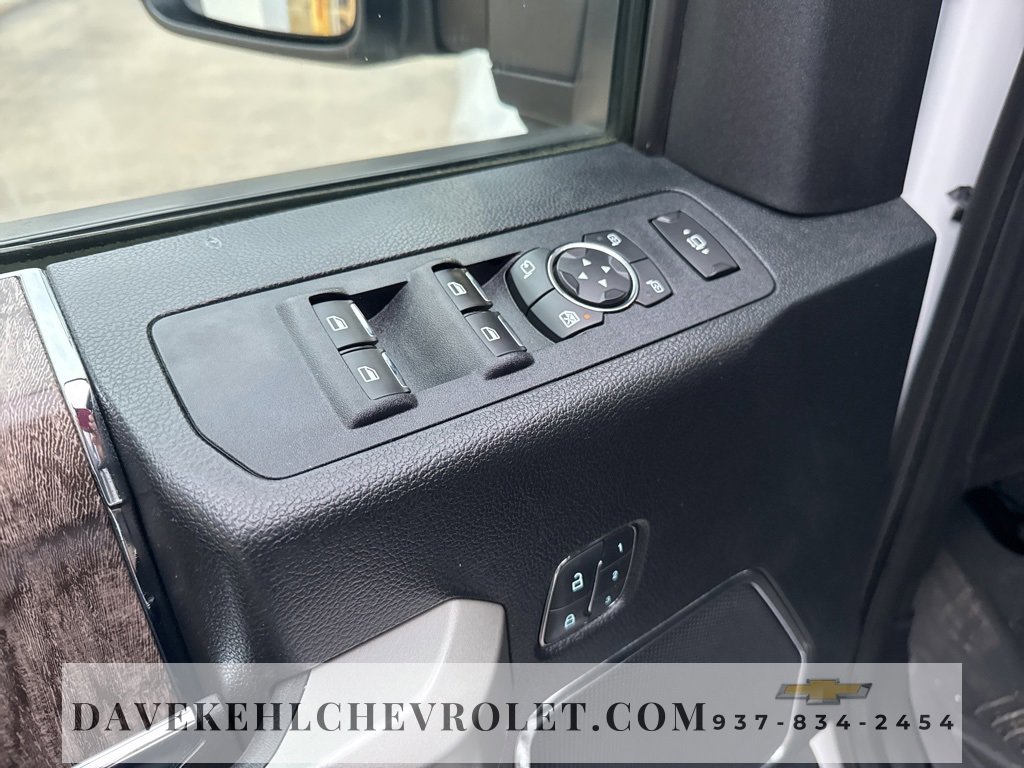Used 2019 Ford F250 Lariat w/ Chrome Package image 11
