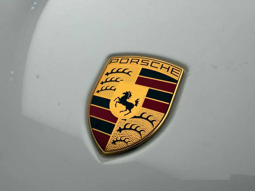 Used 2026 Porsche Macan AWD/4WD image 24