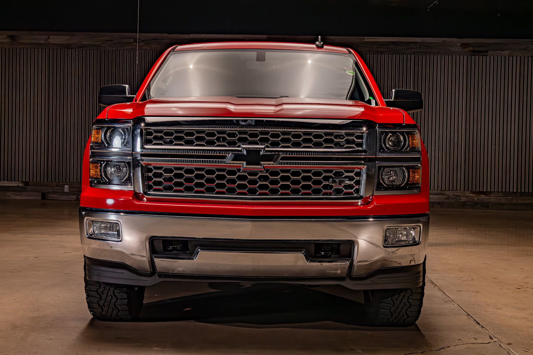 Used 2015 Chevrolet Silverado 1500 LTZ image 2