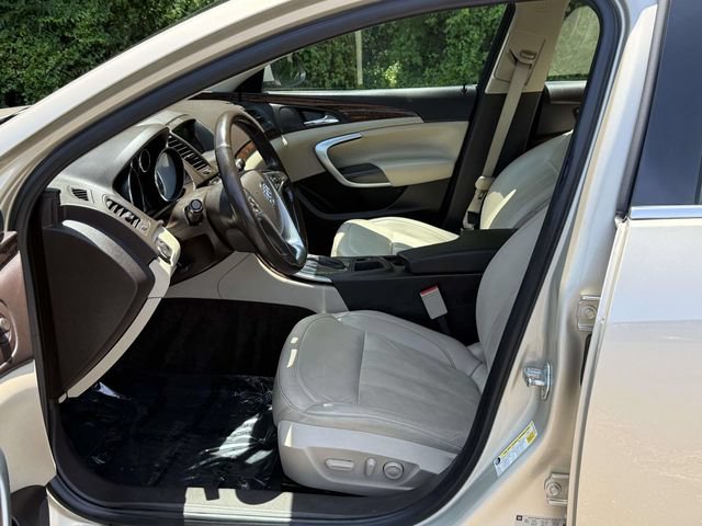 Certified 2013 Buick Regal Premium FWD image 11