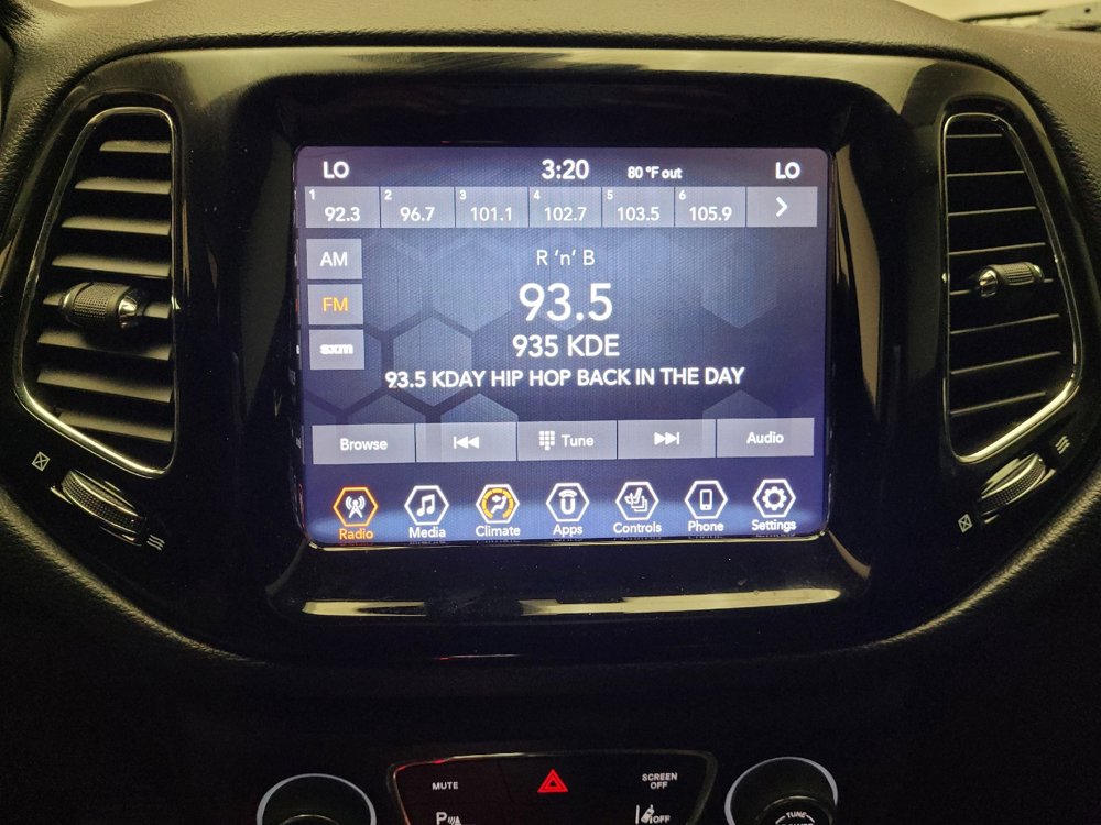Used 2021 Jeep Compass Limited FWD image 25
