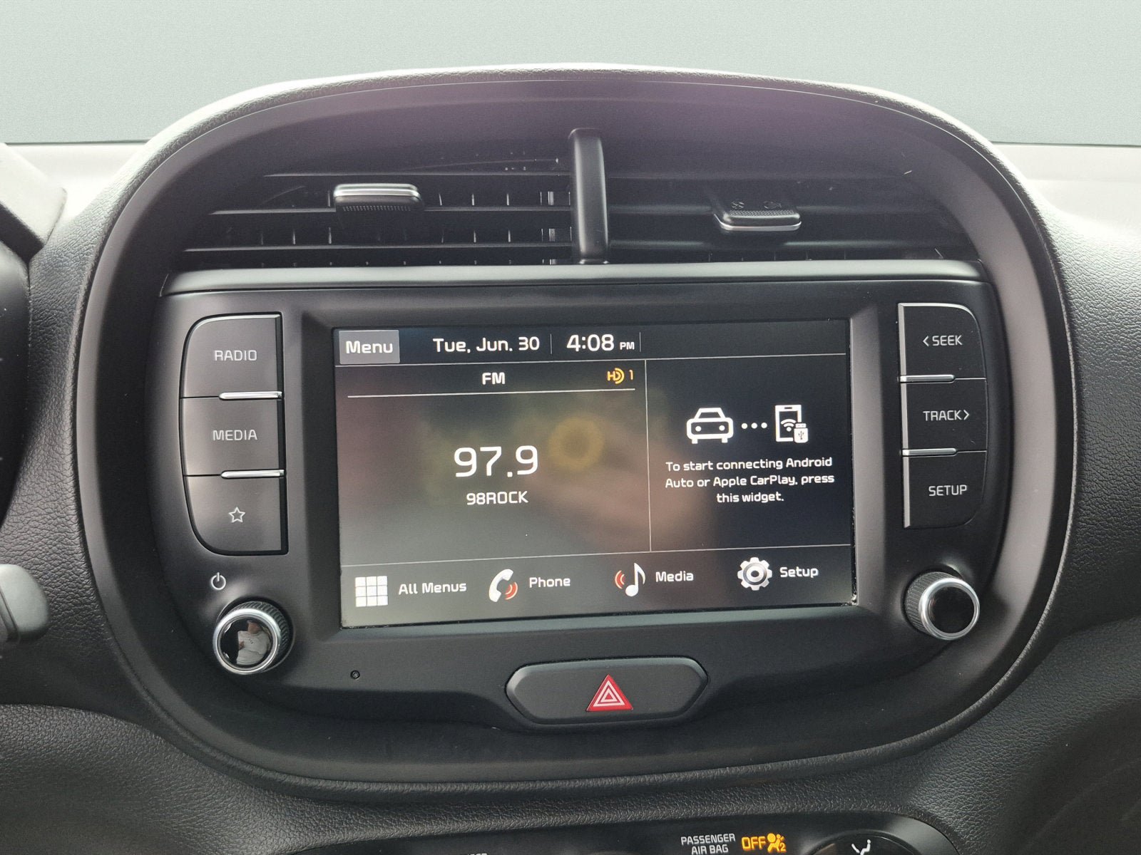 Used 2023 Kia Soul LX FWD image 24
