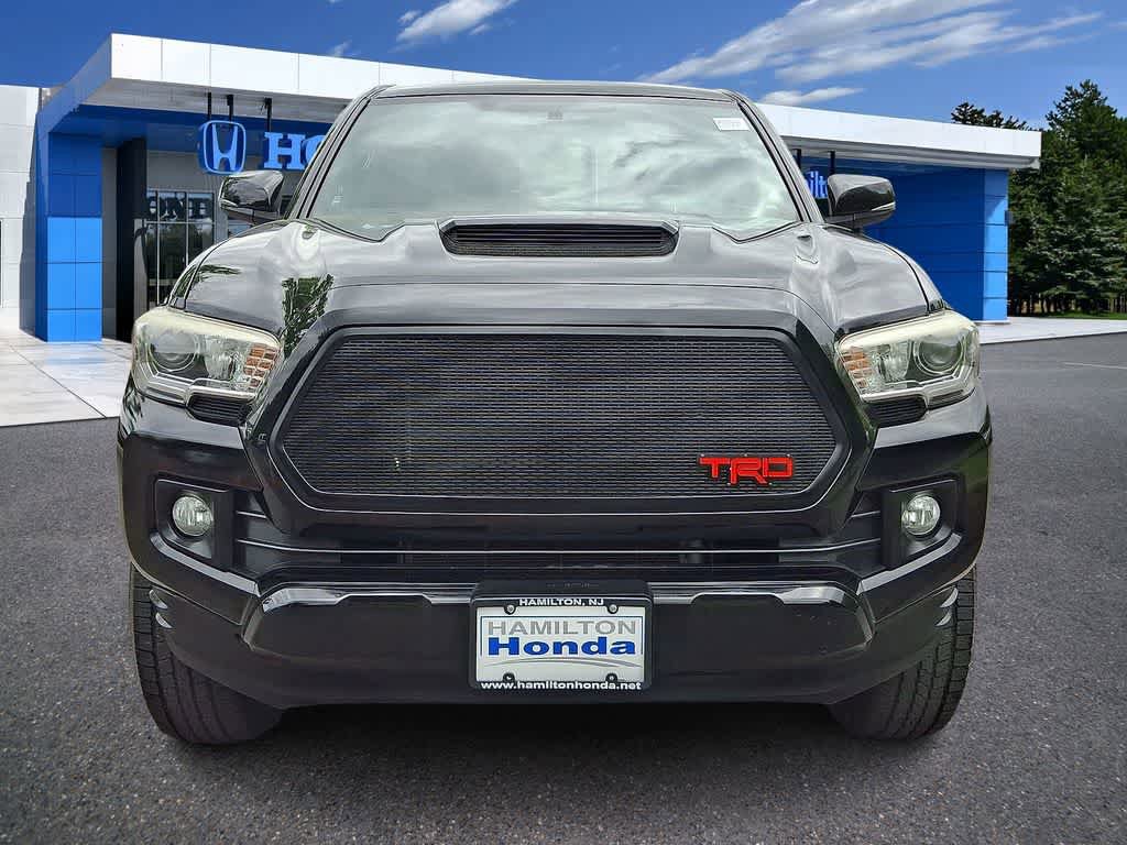 Used 2016 Toyota Tacoma TRD Sport w/ Towing Package AWD/4WD image 28