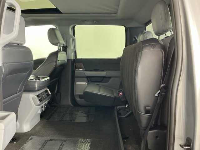 Used 2021 Ford F150 Lariat w/ Equipment Group 502A High AWD/4WD image 29