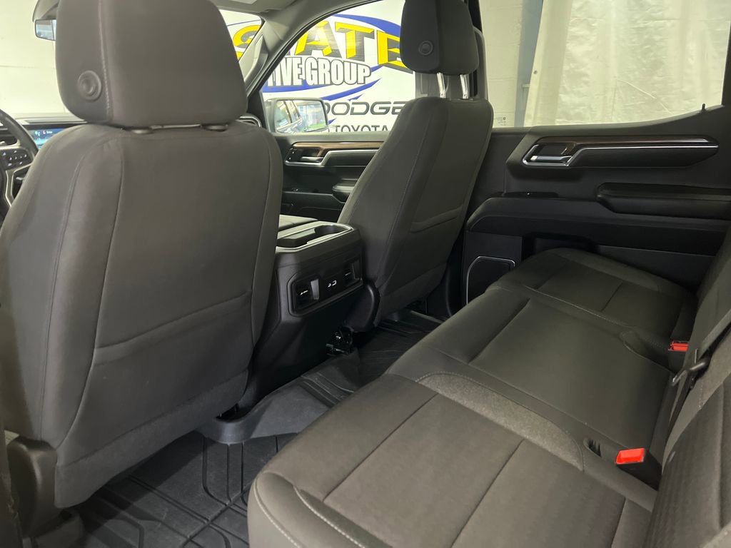 Used 2024 Chevrolet Silverado 1500 RST w/ Protection Package AWD/4WD image 39