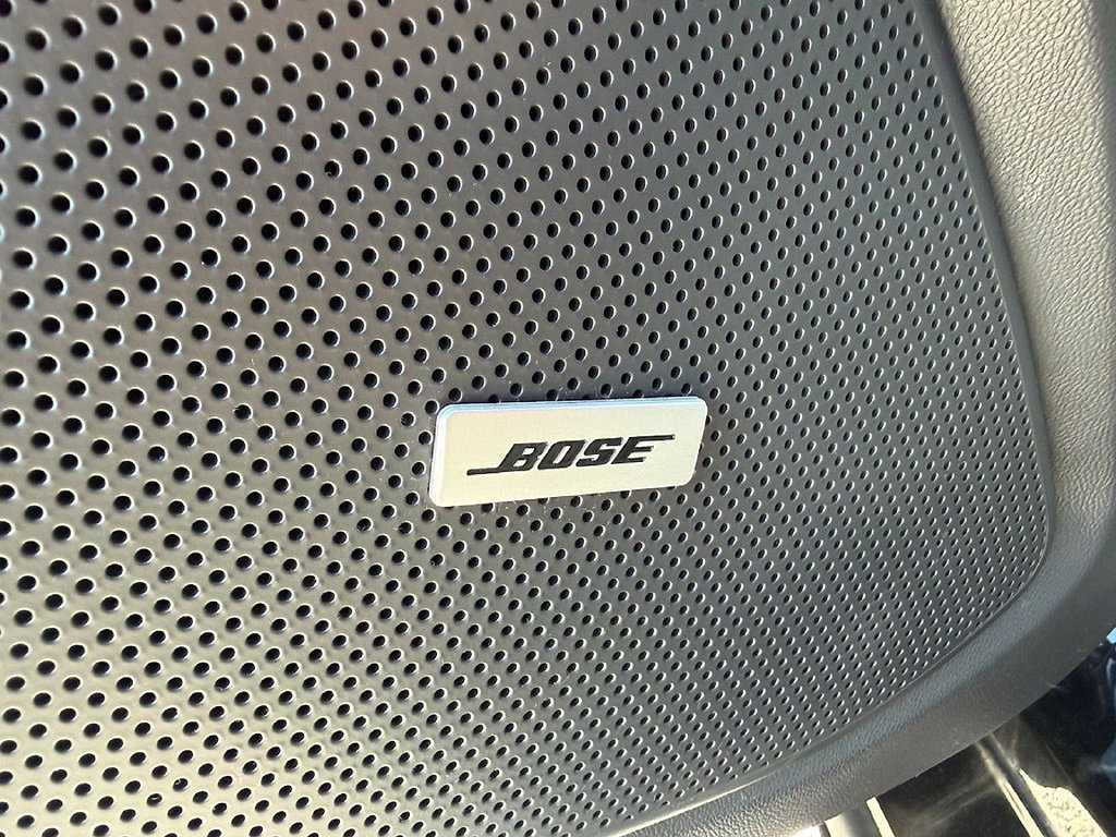Used 2023 Chevrolet Camaro LT RWD image 11