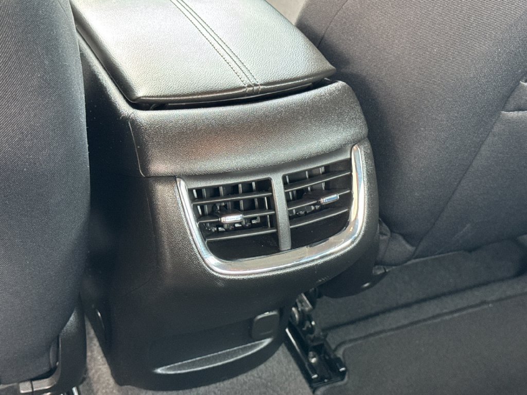 Used 2024 Chevrolet Malibu LT FWD image 13