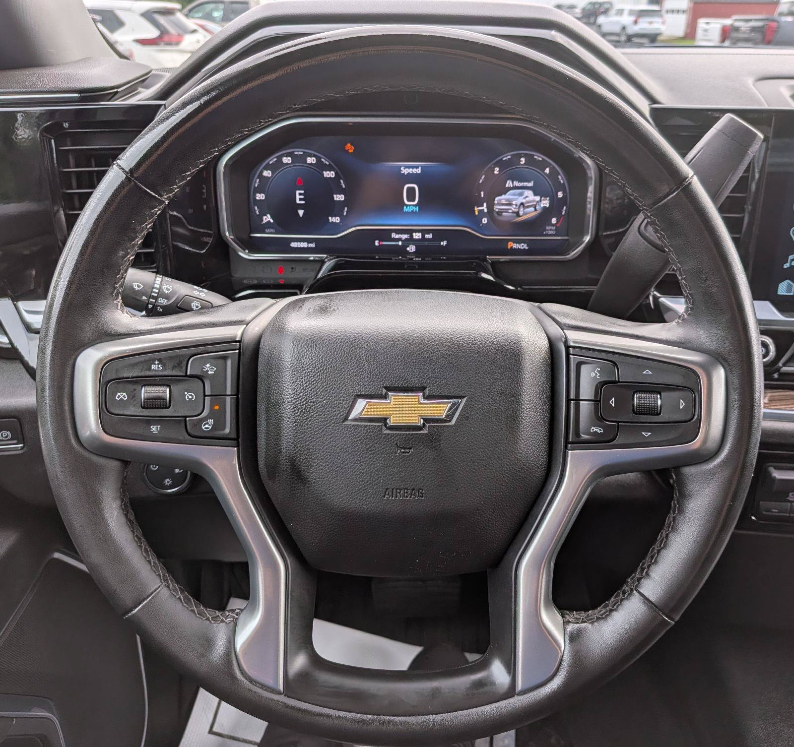 Used 2024 Chevrolet Silverado 1500 LT w/ Z71 Off-Road Package AWD/4WD image 15