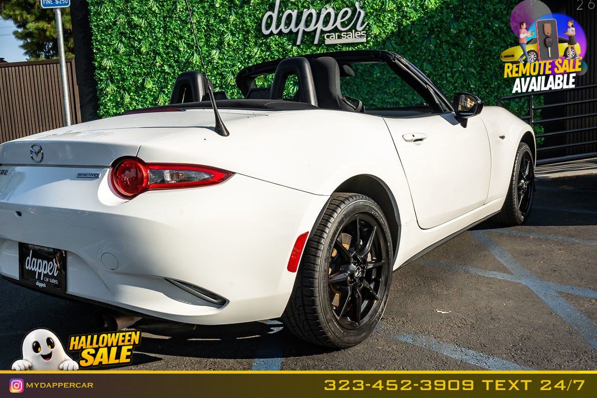 Used 2021 MAZDA MX-5 Miata Sport RWD image 5