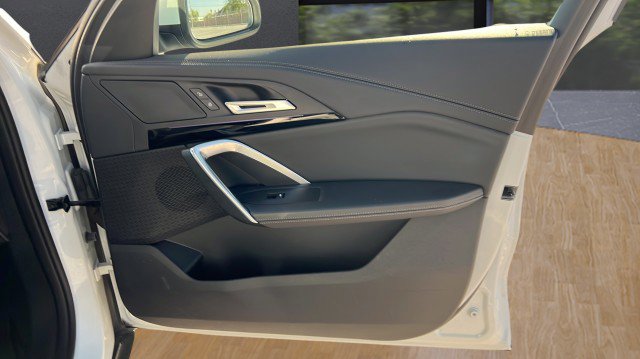 Used 2025 BMW X1 xDrive28i image 30