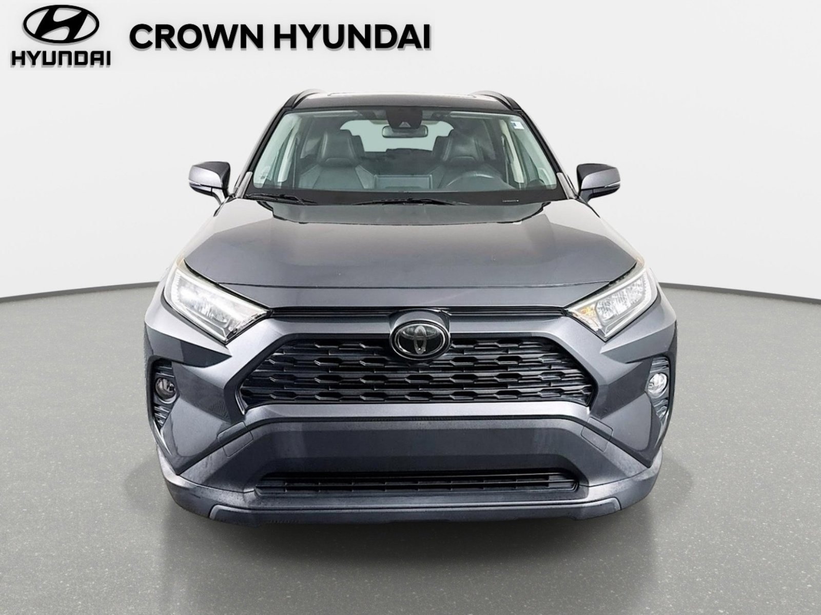 Used 2019 Toyota RAV4 XLE Premium FWD image 2