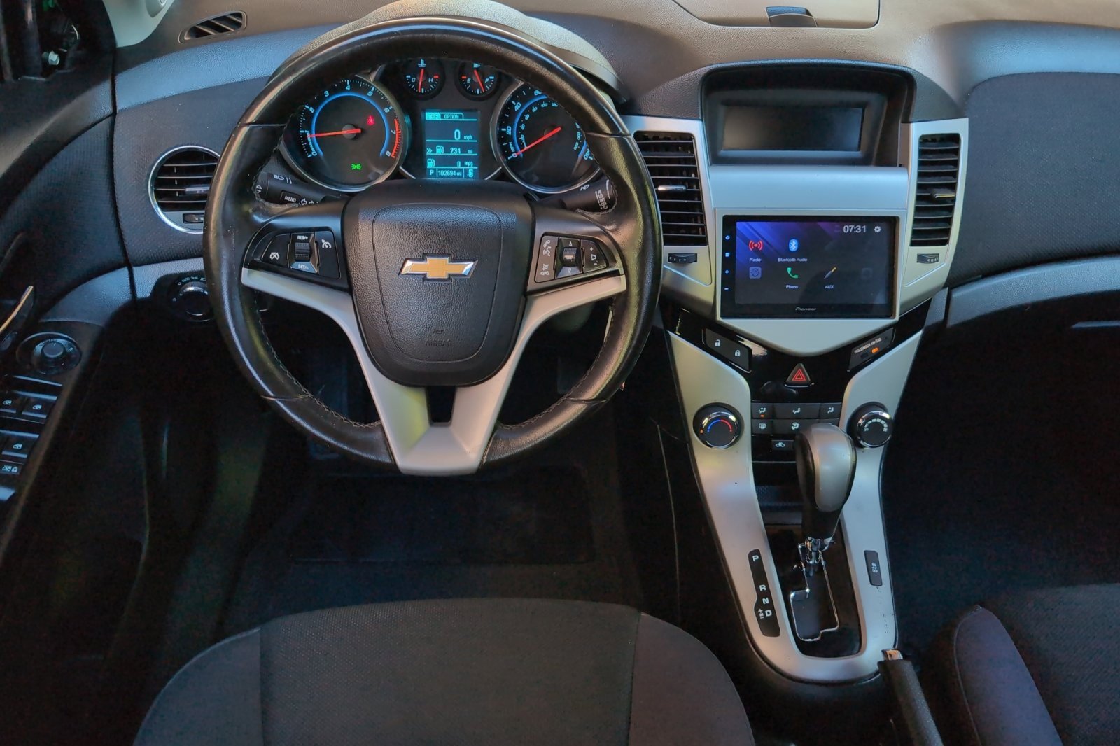 Used 2014 Chevrolet Cruze LT image 16