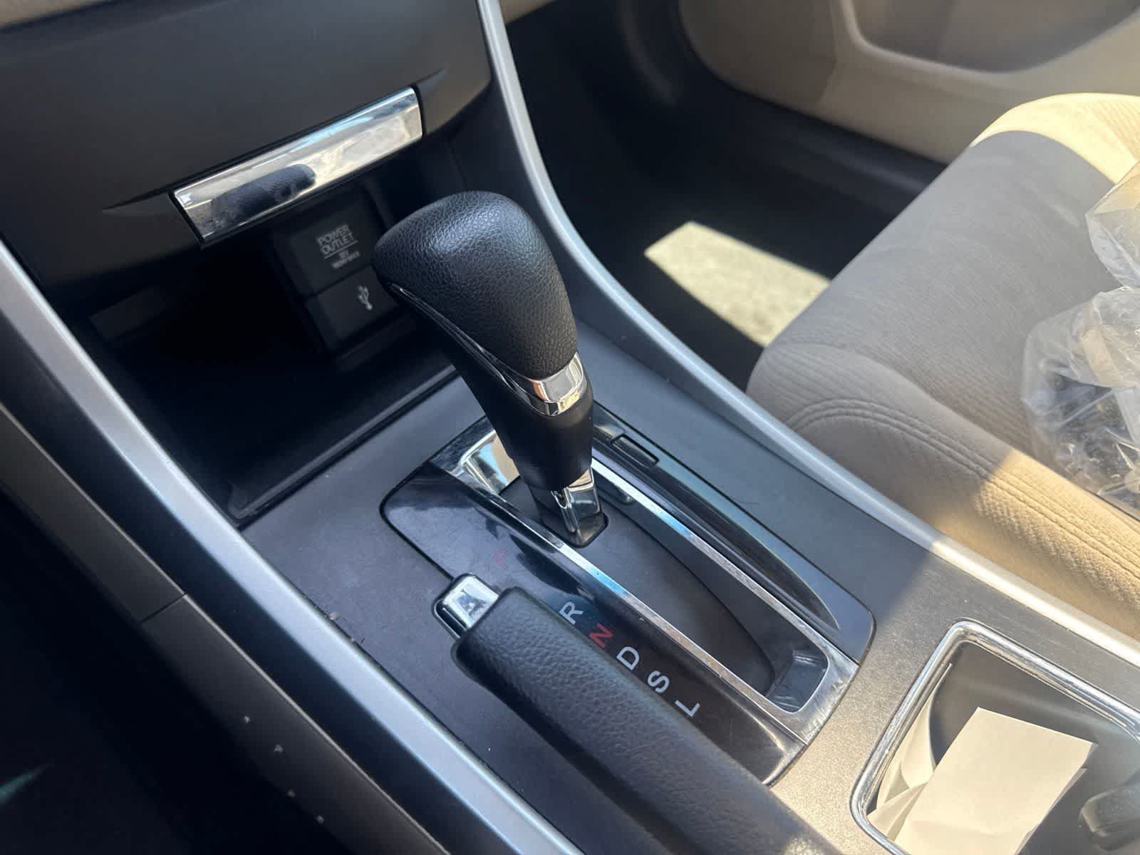 Used 2014 Honda Accord EX image 29