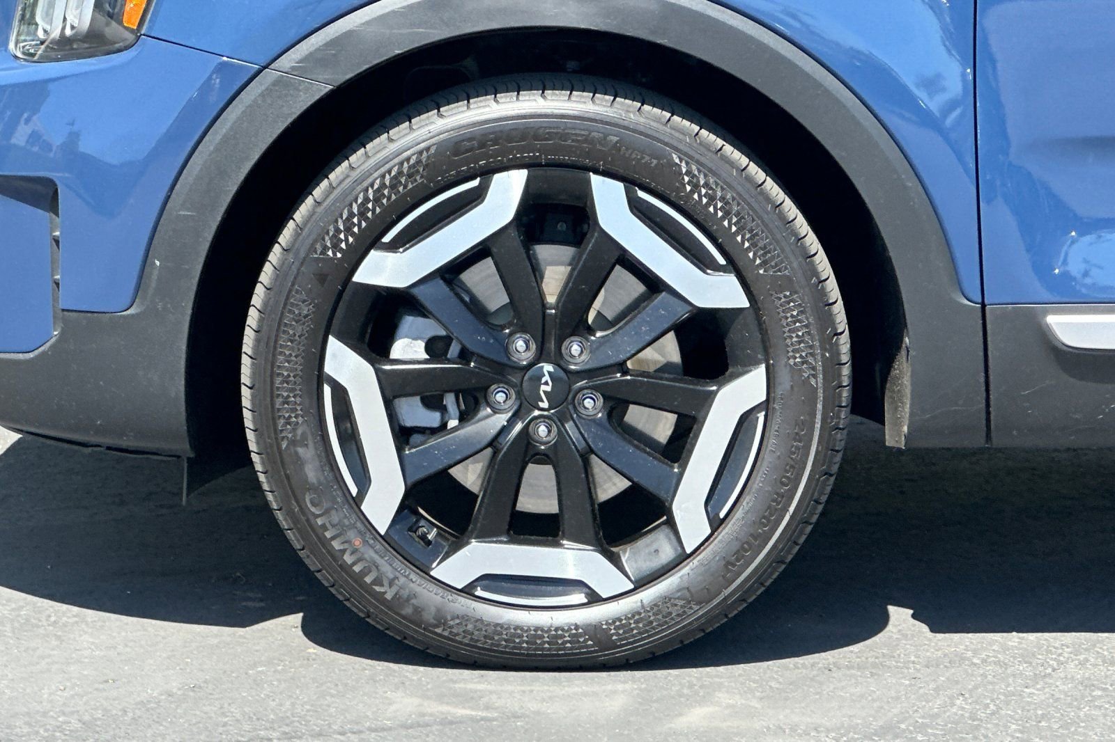 Used 2023 Kia Telluride S image 27