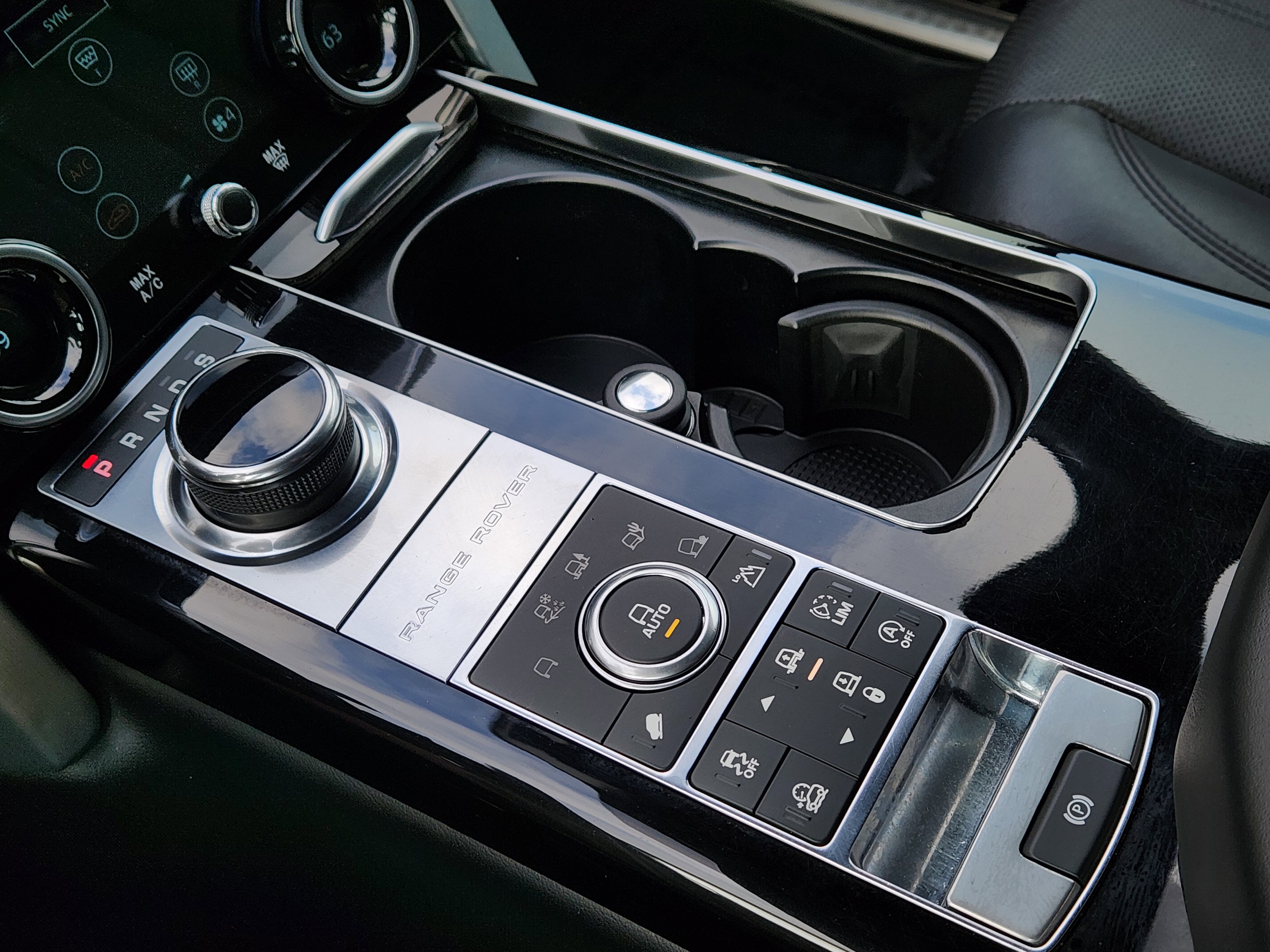 Used 2017 Land Rover Range Rover Long Wheelbase Supercharged image 20