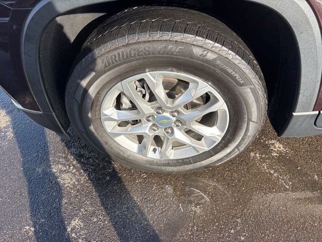 Used 2021 Chevrolet Traverse LT image 48