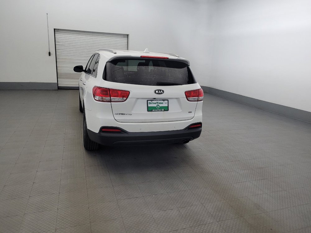 Used 2016 Kia Sorento AWD w/ LX Convenience Package image 6