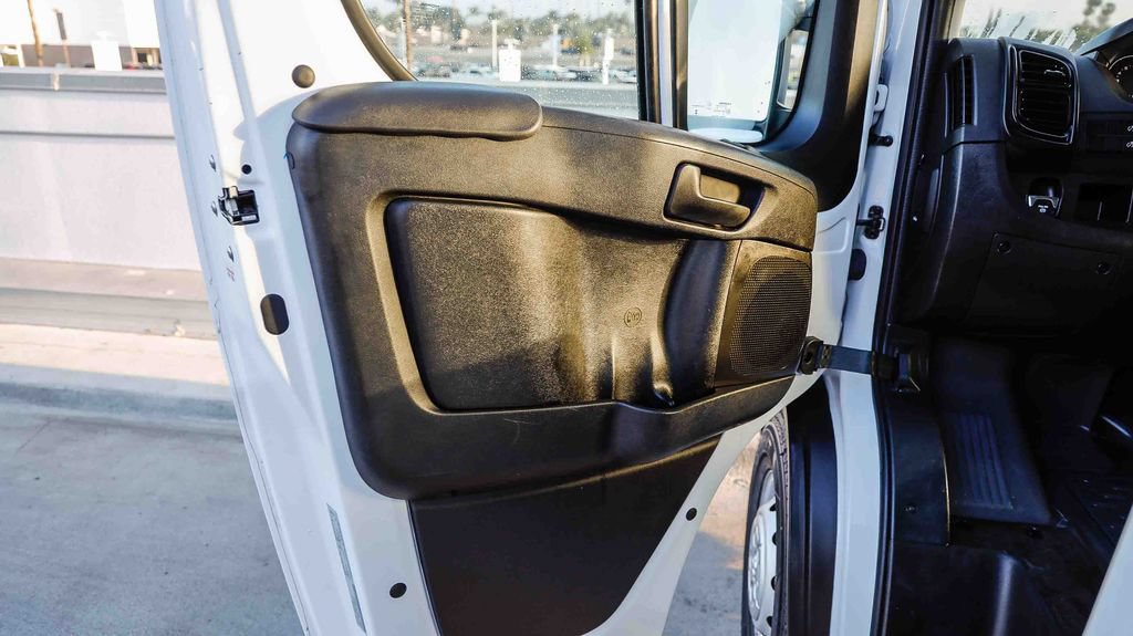 Used 2023 RAM ProMaster 2500 w/ Premium Convenience Group (B) FWD image 23