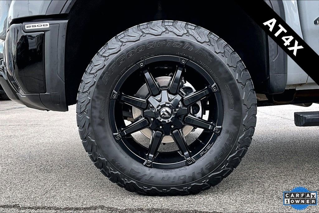 Used 2024 GMC Sierra 2500 AT4X image 34