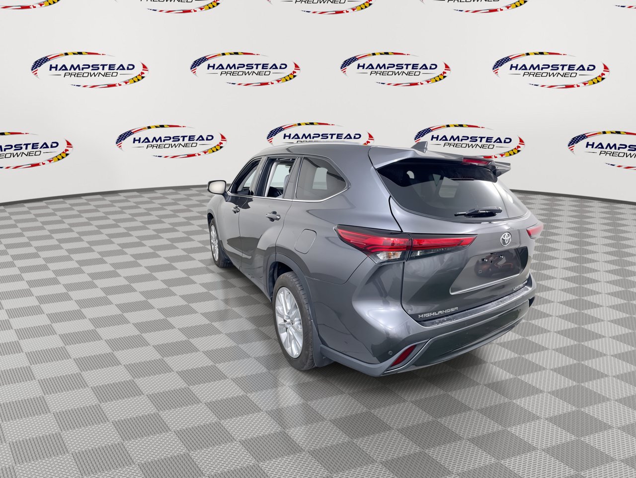 Used 2021 Toyota Highlander Limited AWD/4WD image 7