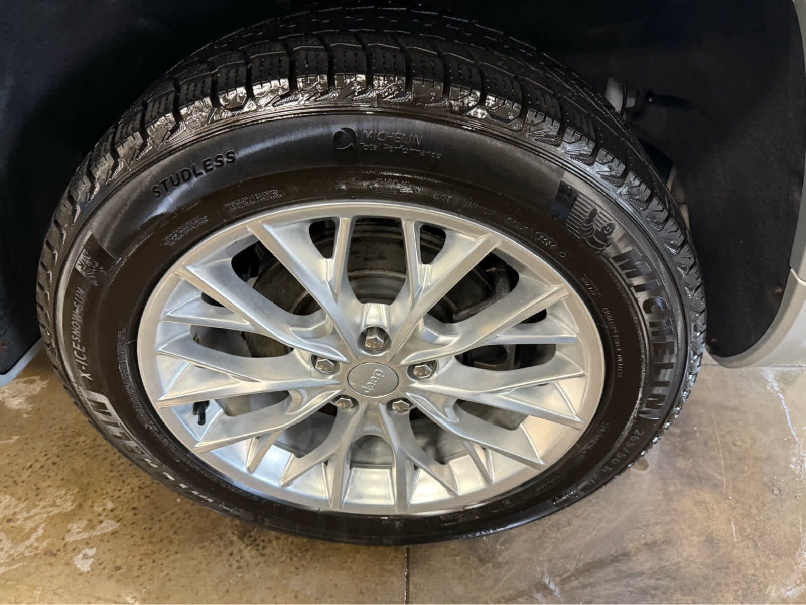 Used 2021 Jeep Grand Cherokee L Summit w/ Luxury Tech Group V image 35