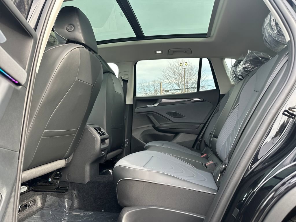 New 2026 Volkswagen Tiguan SE image 14