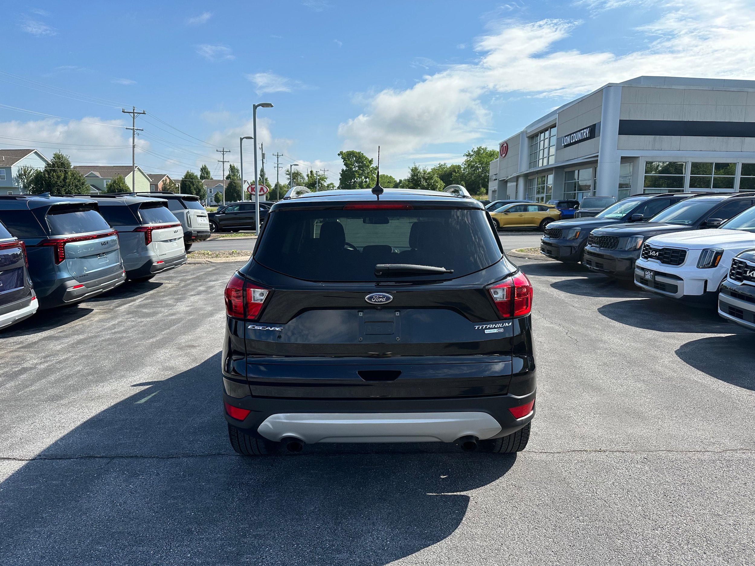 Used 2019 Ford Escape Titanium AWD/4WD image 6